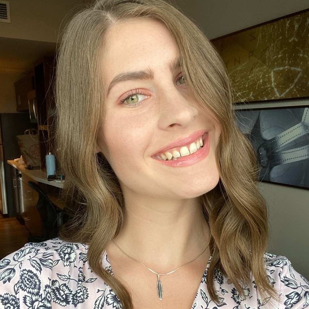 Meet your Posher, Hailey